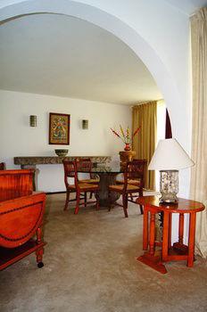 צ'פלה Hotel Villa Montecarlo מראה חיצוני תמונה